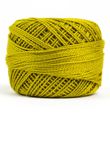 ALISON GLASS, Eleganza™ Perle Cotton 8wt, 2119 Chartreuse - Wonderfil Specialty Thread, Elegante Virgule Canada