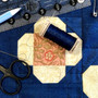 KELMSCOTT Quilt Paper Pattern by Nicola Dodd from CAKE STAND QUILTS - ELEGANTE VIRGULE CANADA