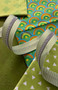 SASSAFRAS LANE DESIGNS, Lime Green Stripe Zipper Tape with Nickel teeth - Sold by the yard (91 cm) - ELEGANTE VIRGULE CANADA