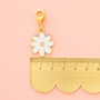 SARAH HEARTS, White Daisy, Removable Zipper Charm - ELEGANTE VIRGULE CANADA