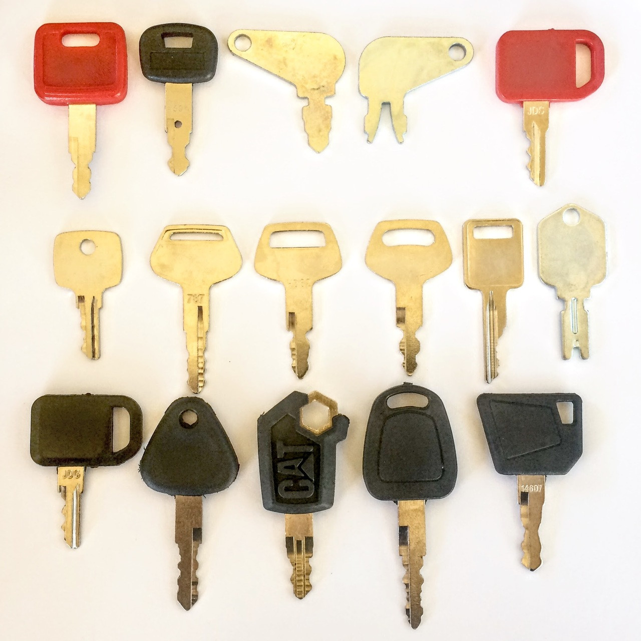 16 Key Heavy Equipment Key Set