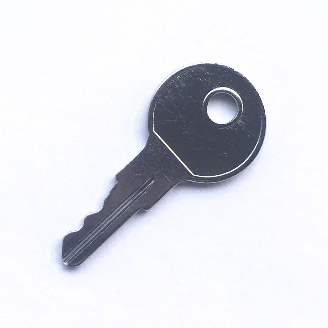 Hagie Sprayer Cab Door Key 470535 - heavyequipmentkeys.com
