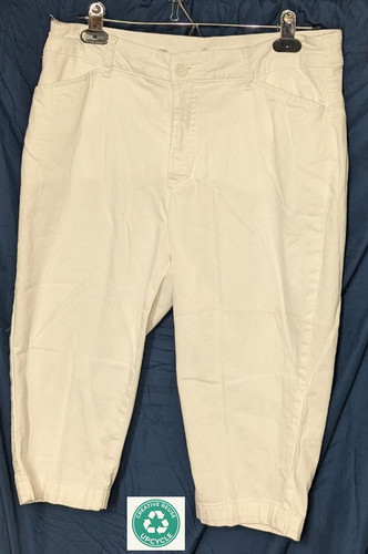 Upcycled - Capri Jeans Size 12