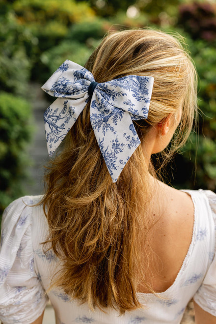 Farmhouse Toile Bow, Navy