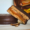 Sin Culpa Black Alfajor with Dulce de Leche Filling Alfajor de Chocolate, 480 g / 16.9 oz (box of 8)
