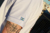 Un Poco de Ruido Urban T-Shirt - High Quality Printed - Remera Urbana Estampada de Alta Calidad (Various Colors Available)