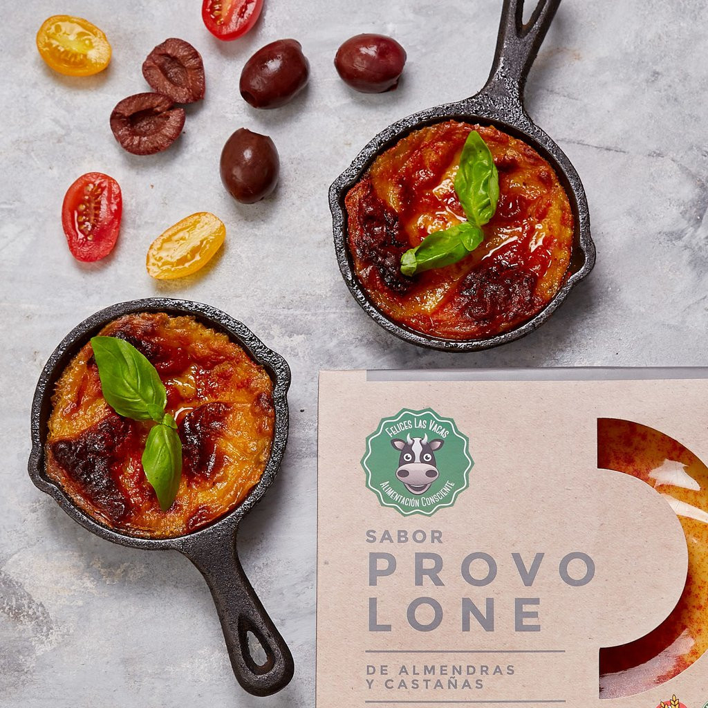 Felices Las Vacas Provolone de Almendras & Castañas Vegan Provolone Cheese Almonds & Chestnuts