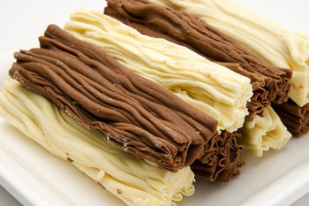 Del Turista Chocolate En Rama White & Milk Twirled Chocolate, 220 g / 7.7 oz Del Turista Chocolate En Rama White & Milk Twirled Chocolate, 220 g / 7.7 oz