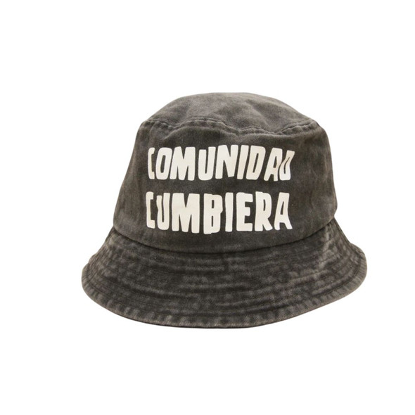 Un Poco de Ruido Bucket Bob Hat 2.0 Piluso Urban Style Piluso Estampado Comunidad Cumbiera (Various Colors Available)