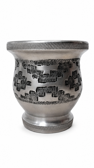 Mate Gourd Wide-Mouth with Engraved Guarda Pampeana Aluminum Finish