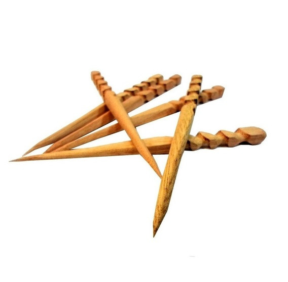 Pinches Para Picada 6-Piece Handmade Wooden Food Picks Skewers, 15 cm / 6.3" (6 pcs)