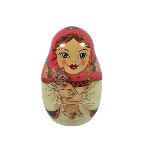 Mamuschka Chocolate Figures Tin Doll Cat with Dulce de Leche & Hazelnut Gluten-Free Muñeca con Gato de Lata, 90 g / 3.17 oz