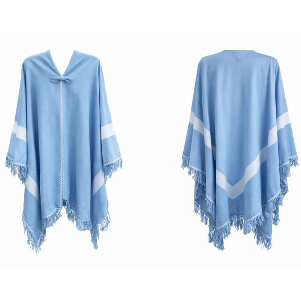 Argentine Gaucho Poncho in Light Blue & White with Linear Border Design – Unisex