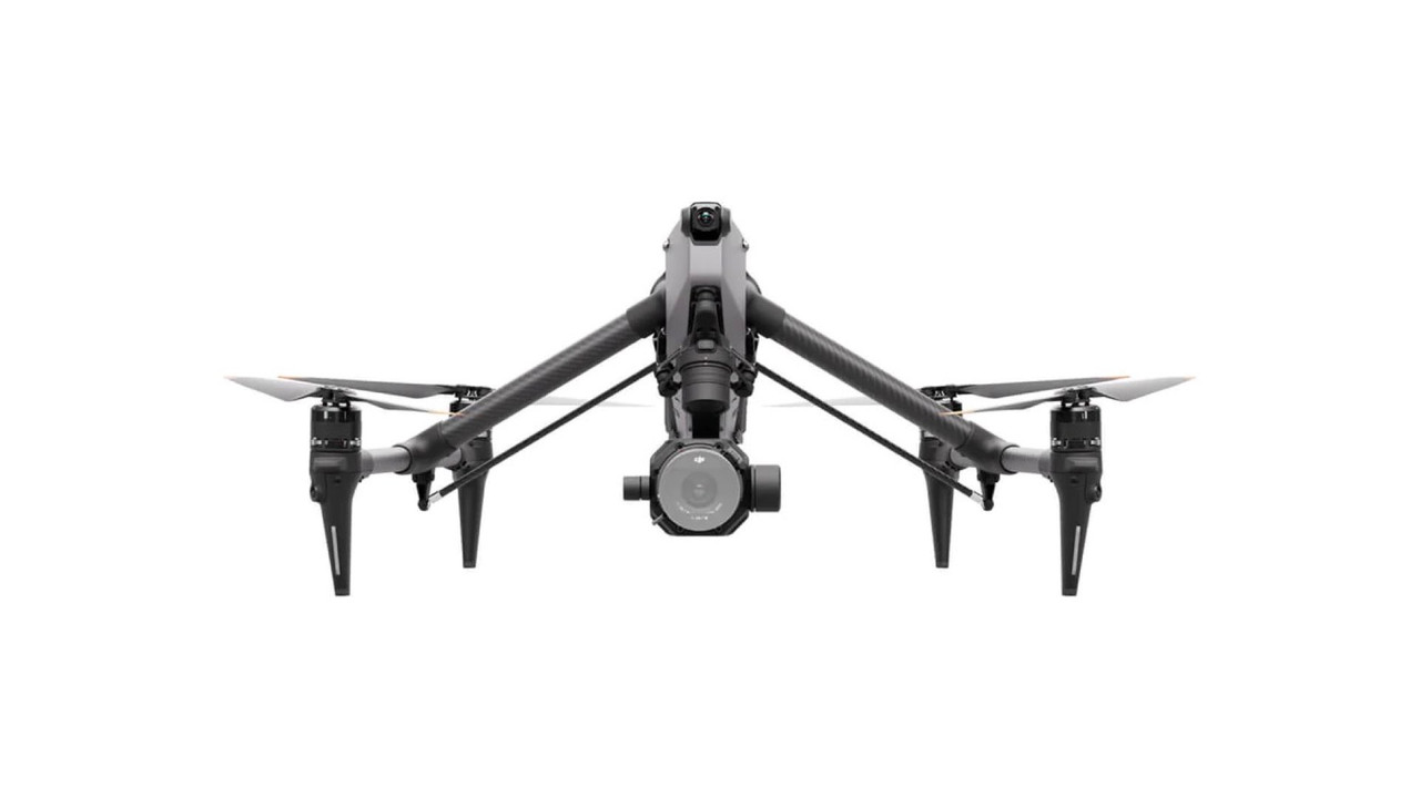 特価在庫あ★緊急セール・付属品多数・極上品★ DJI Inspire 1 Pro Black Edition Inspire 1 Pro Black Edition (コントローラー2個付属) ドローン本体