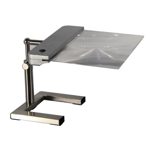 Image: fresnel magnifier on stand with lights