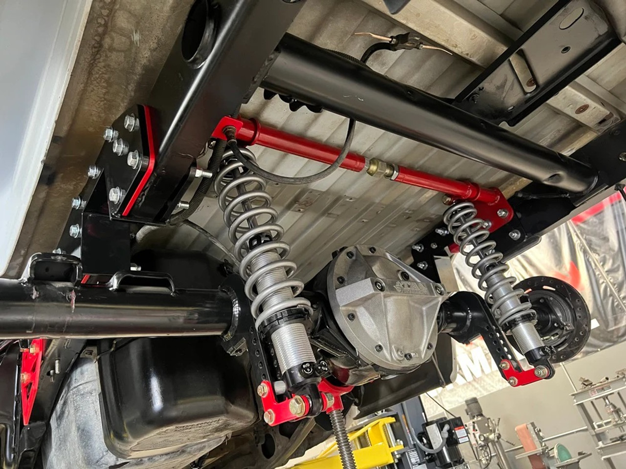 Silverado & Sierra Rear Coilover Kit (1999-2006) - Suspension Engineering