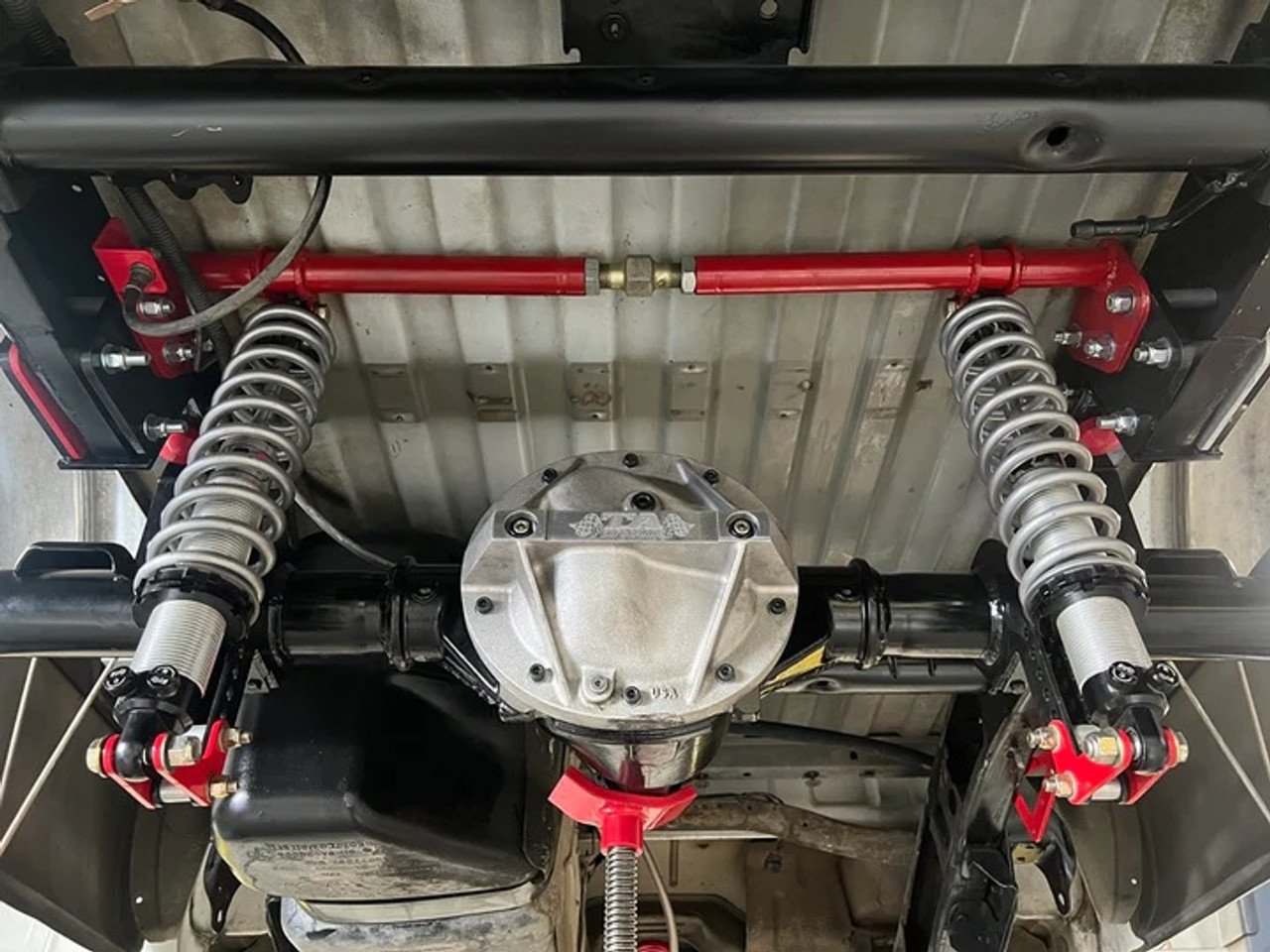 Silverado & Sierra Rear Coilover Kit (1999-2006) - Suspension Engineering