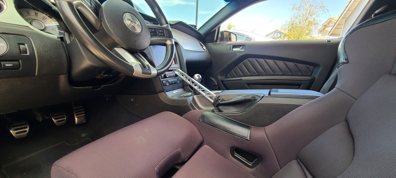 2010-2014 Mustang Hideaway Handbrake Mount kit | Pull Up
