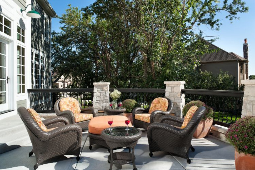 Embracing Green Comfort: The Perks of Eco-Friendly Patio Furniture