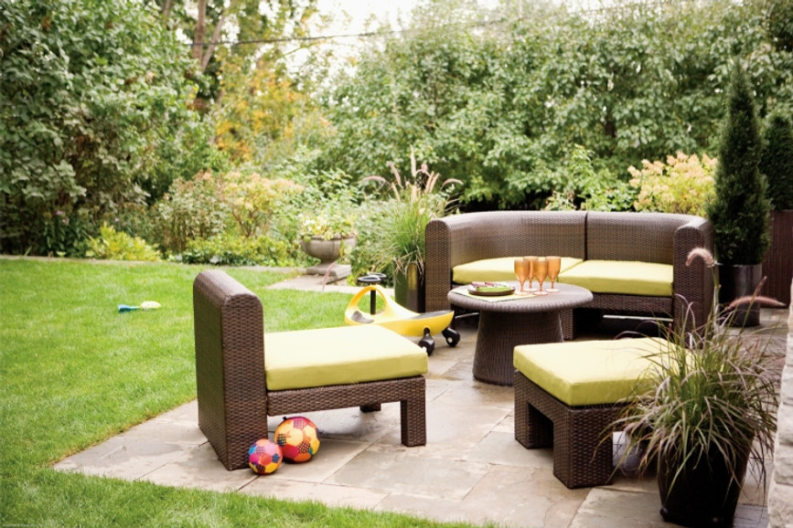 Flexibility Meets Style: The Benefits of Choosing Modular Patio Furniture