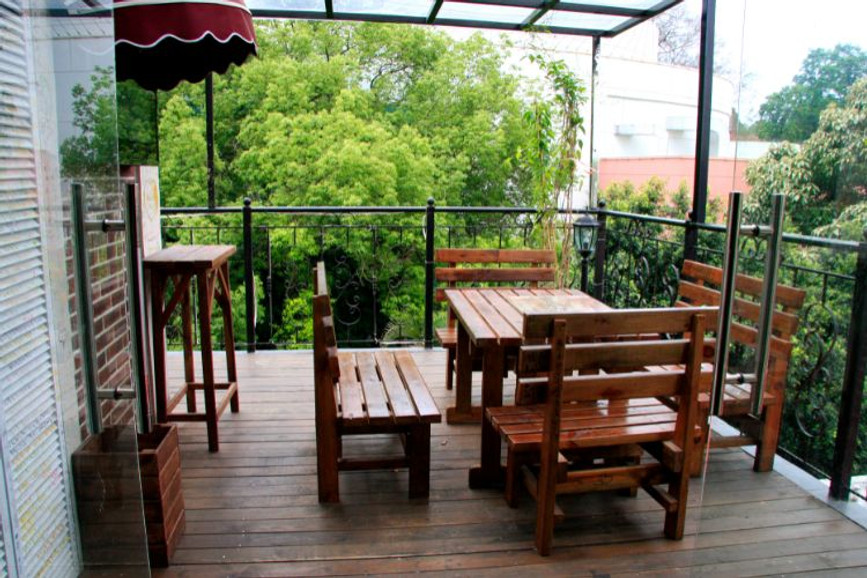 Maximizing Your Balcony Bliss: 5 Perfect Patio Furniture Pieces for Small Spaces