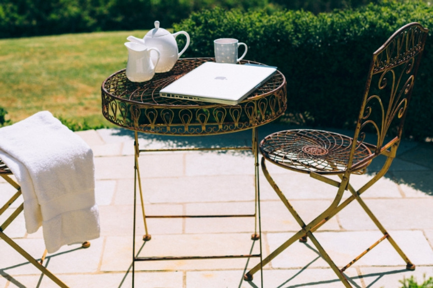 Work in the Fresh Air: The Best Patio Furniture for an Outdoor Office Space