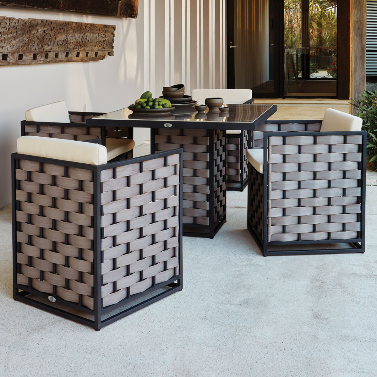 BANDIDO SQUARE DINING SET