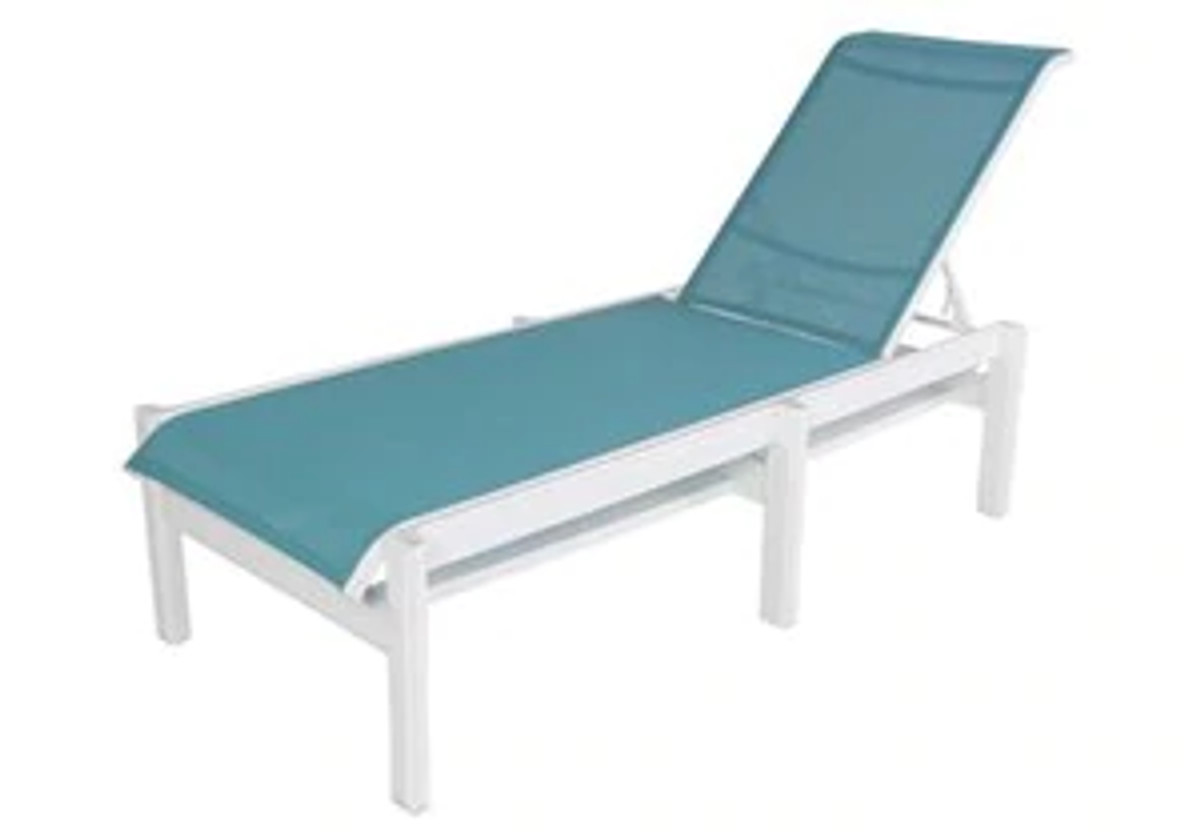 Hampton Sling Armless Chaise With Wheels