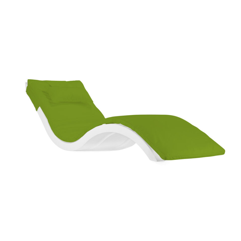 outdoor chaise plastic