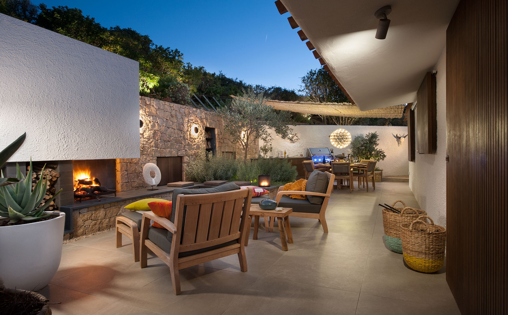 Creative Patio Furniture Arrangement Ideas - Zing Patio
