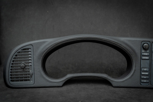 XT-Series Leather Instrument Panel Grey Stitch 9-3 II -2006 (01-51304G) XT-Series Leather Instrument Panel Grey Stitch 9-3 II -2006 (01-51304G)