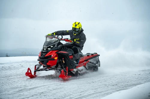 Ski-Doo/LYNX 900ACE Turbo R / MACH-Z Vaihe 1
