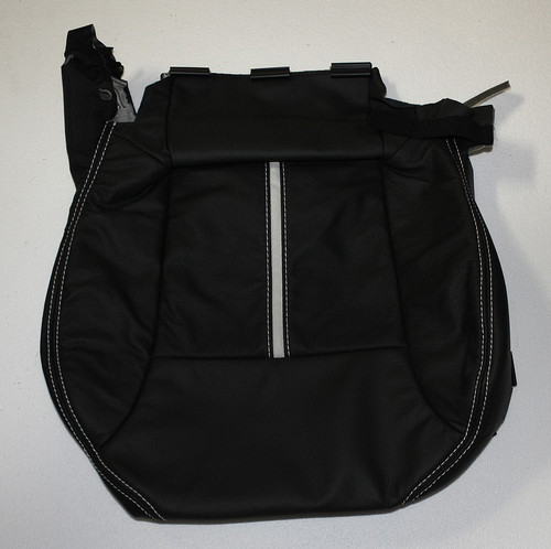 Front Left Upholstery seat Black/White CV (1012826067)