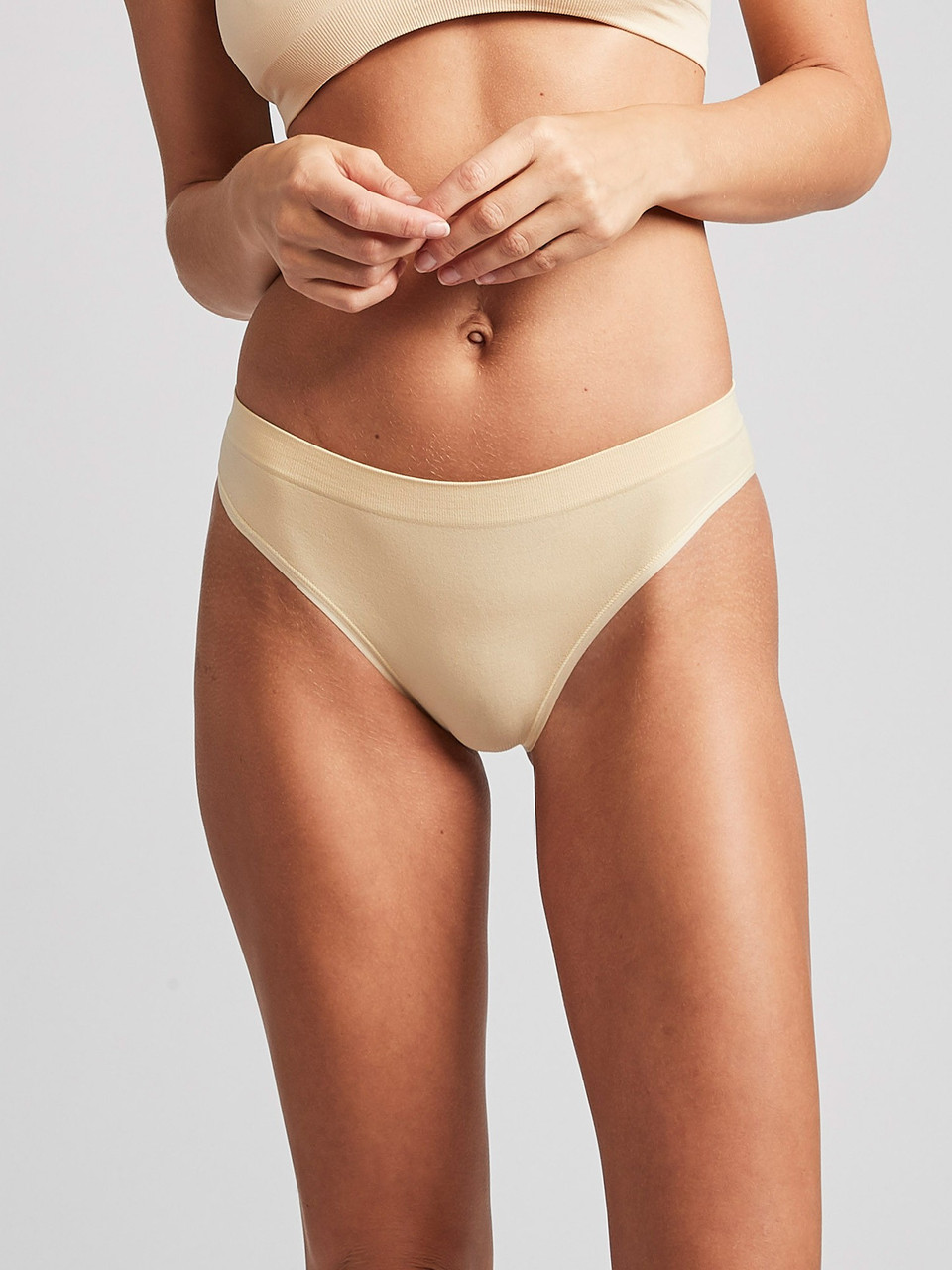 RUNCHENG 4 Pack Seamless Underwear for Women Cotton Cheeky Panties Soft  Stretch Bikini Briefs