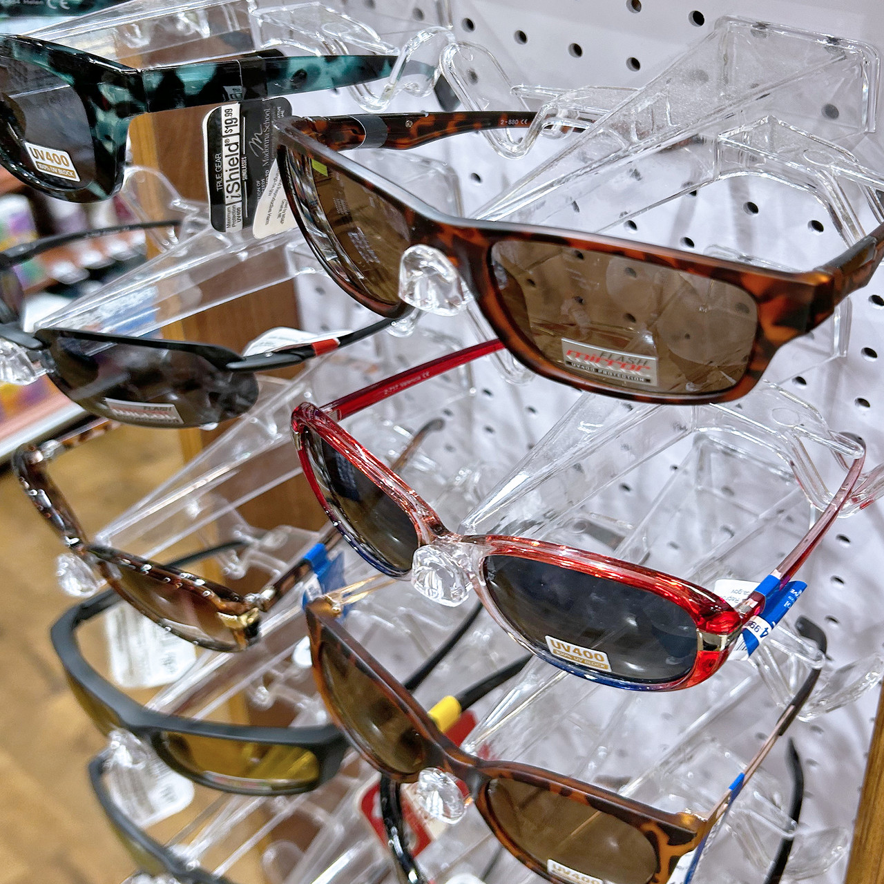 Open Eyeglass Sunglass Holder for Pegboard/Slatwall, 25-Pack