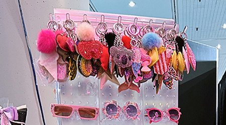 Pretty + Practical: Displaying Accessories with Flair