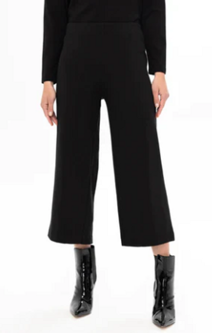 Pull On Gaucho Pants - Black