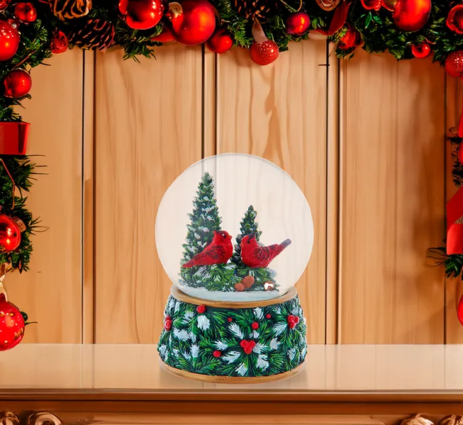 Cardinal Christmas Tree Water Globe