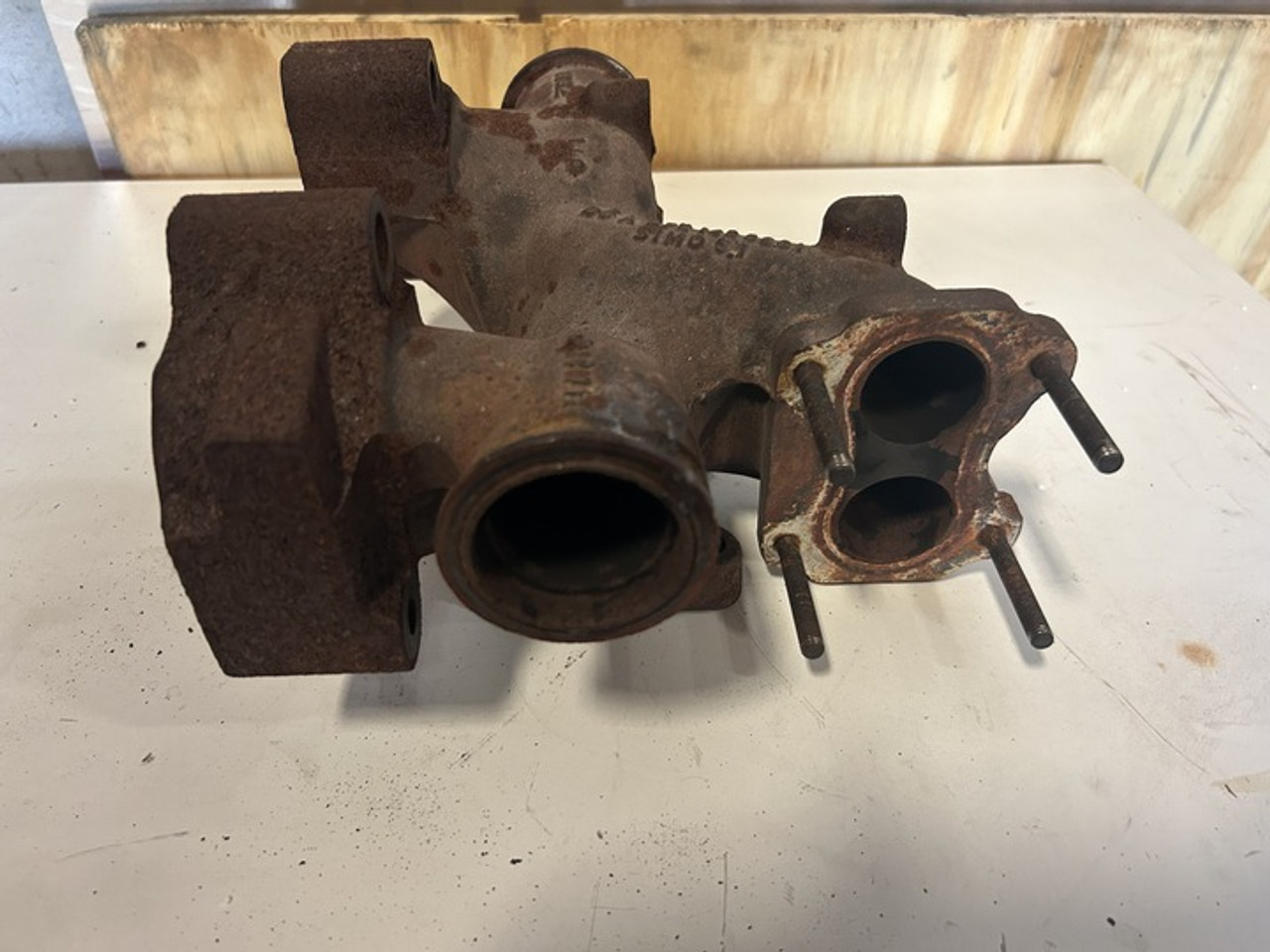 Detroit DD15  Exhaust Manifold HOUSING