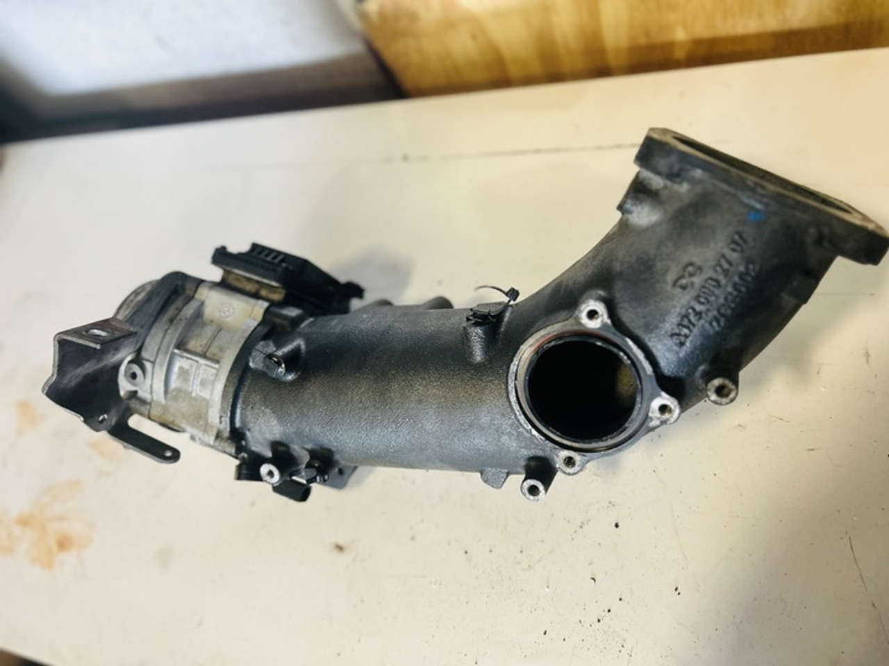 Detroit DD15 Engine Intake Manifold