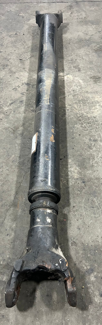 FREIGHTLINER CASCADIA DRIVE SHAFT WITH SLIP JOINT