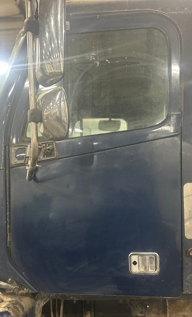 Freightliner CL120 DRIVER DOOR LH WITH MIRROR