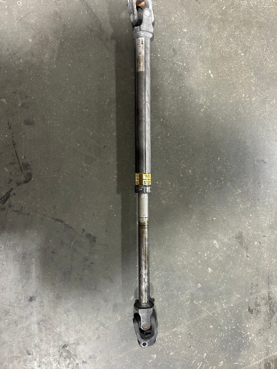 Freightliner CASCADIA 25" Steering Shaft