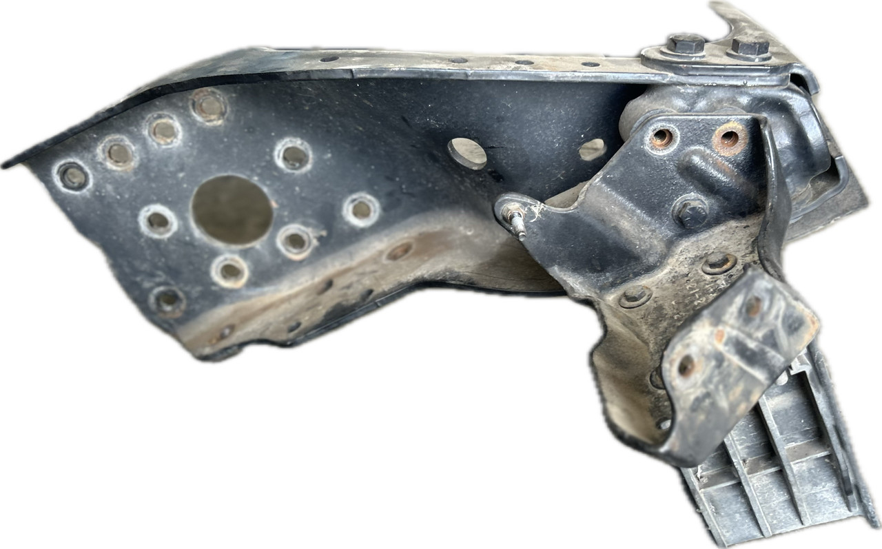 Freightliner CASCADIA FRONT CLOSING CROSSMEMBER ASSEMBLY