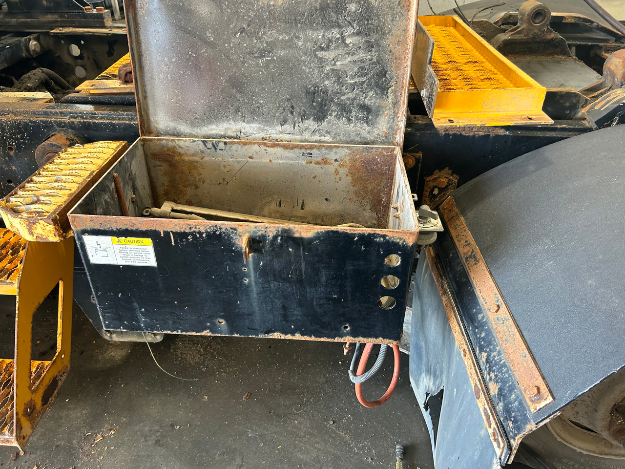 Battery box with step