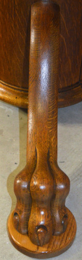 SOLD Round Oak Claw Foot Dining Table – 45 Inch