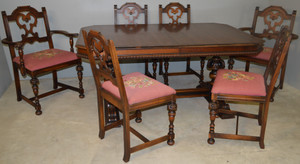 SOLD Walnut Dining Room Table & Chairs by Berkey & Gay