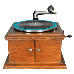 Oak Victor Phonograph Model VI