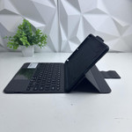 UAG Integrated Bluetooth Keyboard with trackpad for iPad (10.2") (9th /8th/7th)