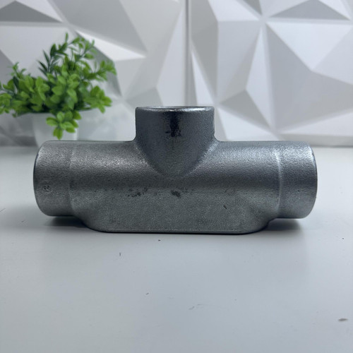 EATON TB57 1-1/2" Conduit Outlet Body, Type T, Aluminum, Threaded EATON TB57 1-1/2" Conduit Outlet Body, Type T, Aluminum, Threaded